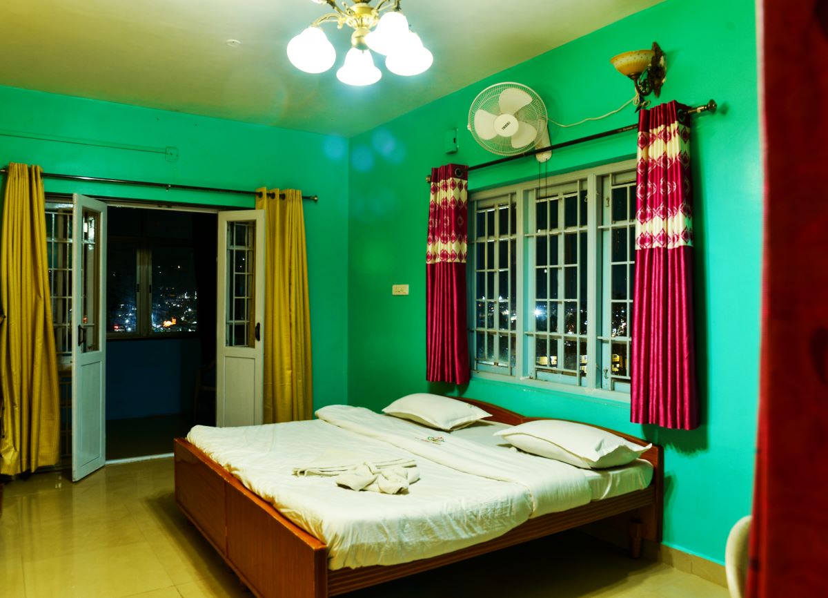 Semi Deluxe Room View 4